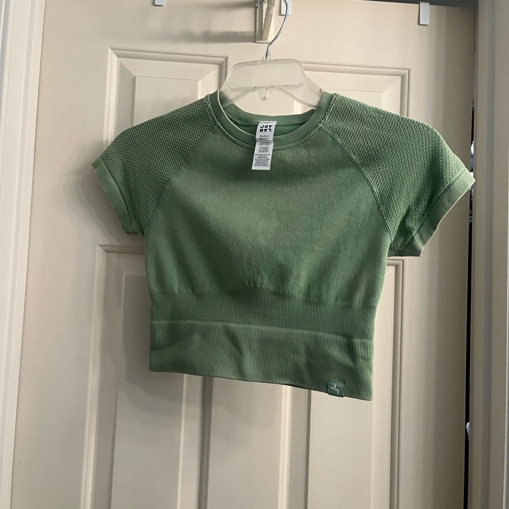 Green Cropped Short Sleeve Top
